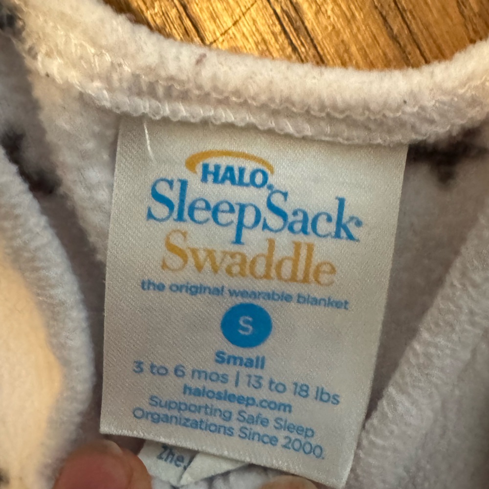 Set of 8 infant swaddles/swaddle blankets - Halo, Happiest Baby, Ollie, & more - Picture 14 of 16